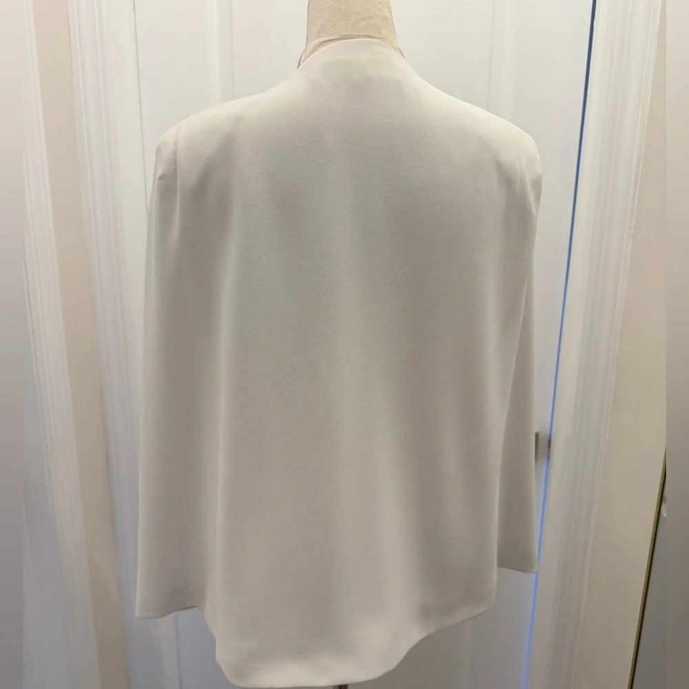 ZARA WHITE CAPE BLAZER MEDIUM - Picture 3 of 11